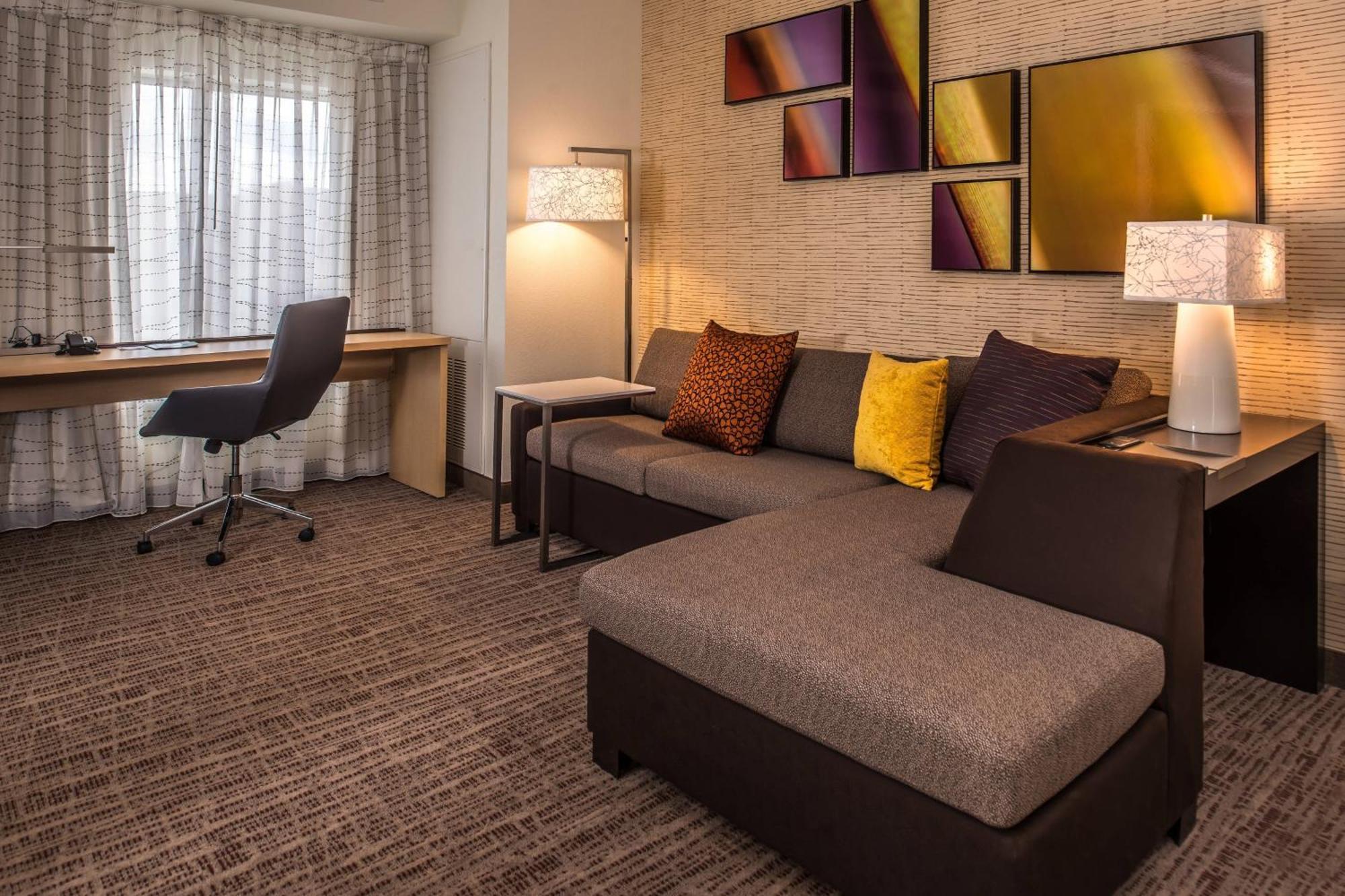 By Marriott St. Louis Westport