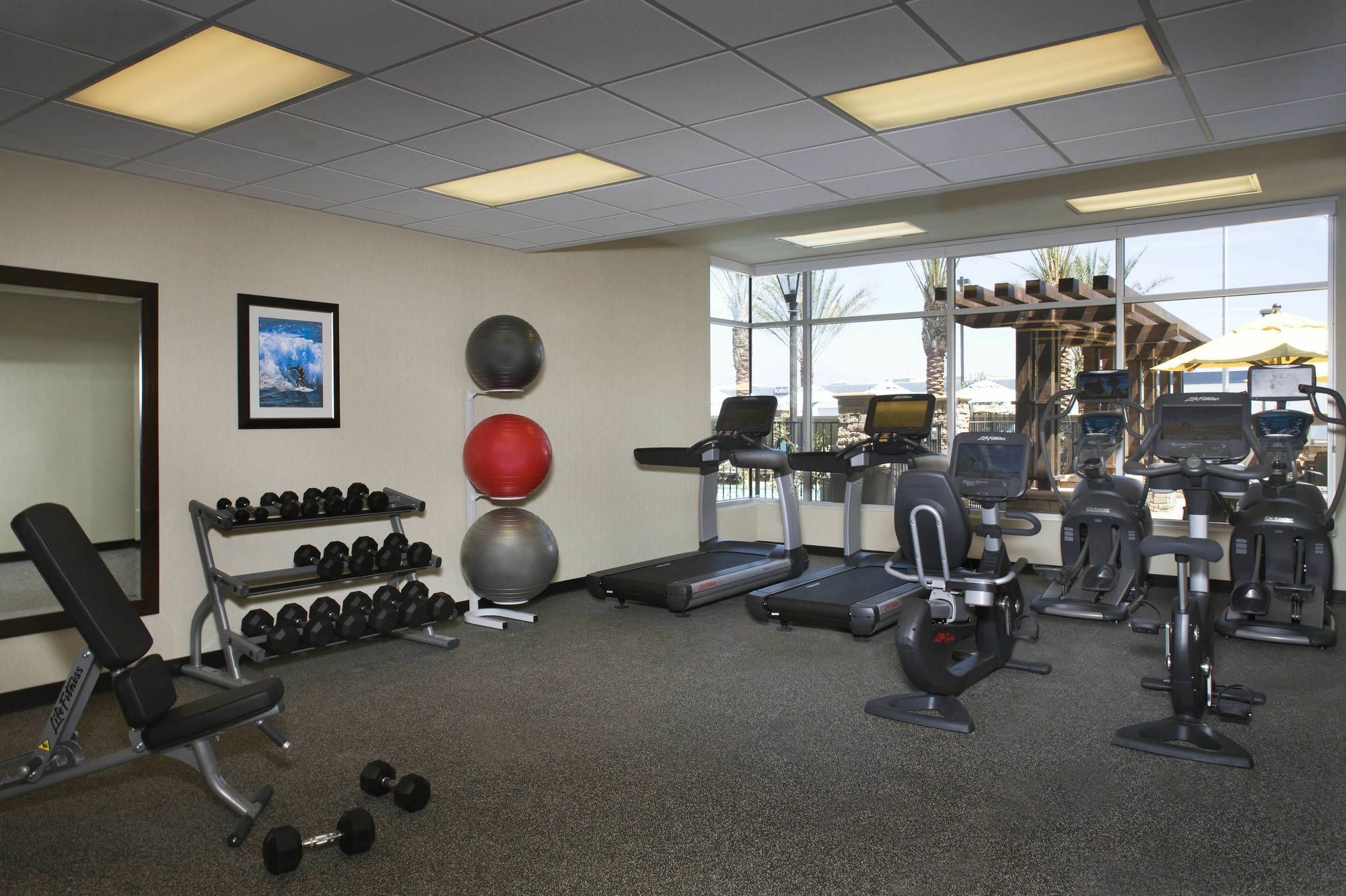 By Marriott St. Louis Westport Hotel Maryland Heights